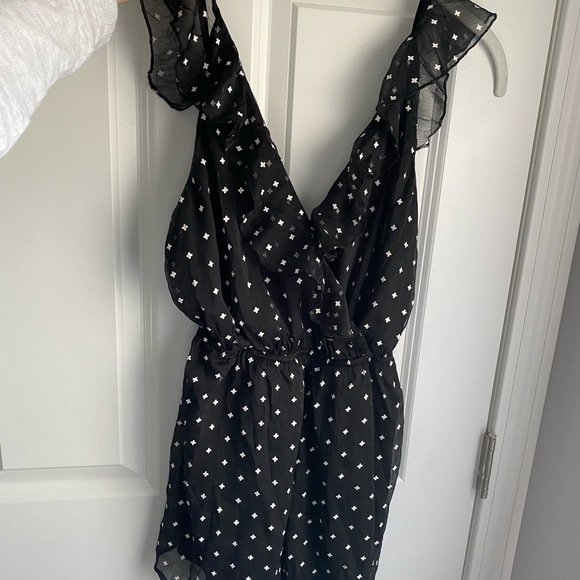 Superdown Black Ruffle Romper - Picture 3 of 4